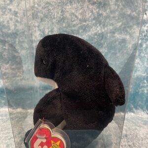 Rare Ty Waves the Orca Whale Retired has Echo The Dolphin Tags